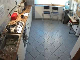 voyeurcam-julmodels-kitchen-2