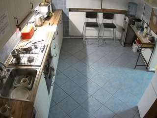 voyeurcam julmodels kitchen 2