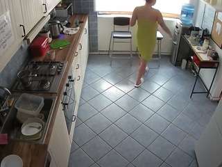 voyeurcam-julmodels-kitchen-2