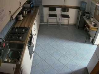 voyeurcam-julmodels-kitchen-2