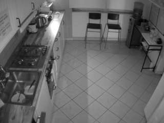 voyeurcam-julmodels-kitchen-2