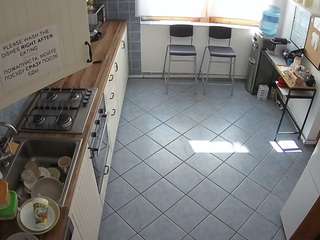 voyeurcam-julmodels-kitchen-2