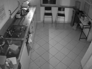voyeurcam-julmodels-kitchen-2