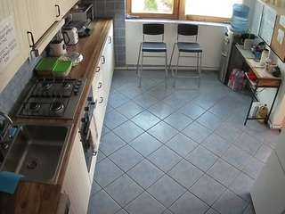 voyeurcam-julmodels-kitchen-2