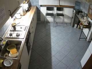 voyeurcam-julmodels-kitchen-2