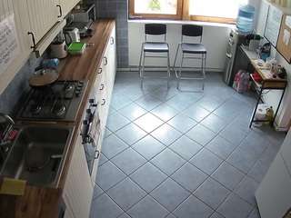 voyeurcam-julmodels-kitchen-2