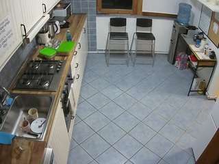 voyeurcam-julmodels-kitchen-2
