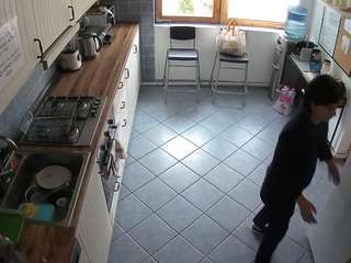 voyeurcam julmodels kitchen 2