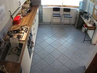 voyeurcam julmodels kitchen 2