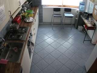 voyeurcam-julmodels-kitchen-2