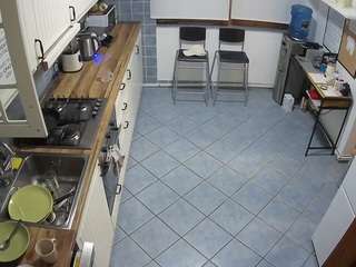 voyeurcam julmodels kitchen 2