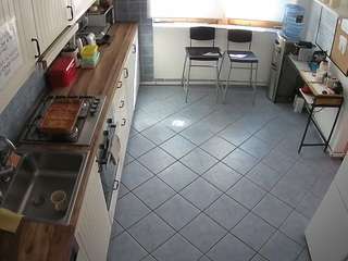 voyeurcam julmodels kitchen 2