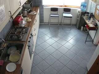 voyeurcam julmodels kitchen 2
