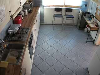 voyeurcam julmodels kitchen 2