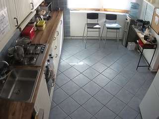voyeurcam julmodels kitchen 2