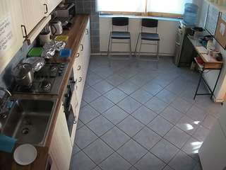 voyeurcam julmodels kitchen 2