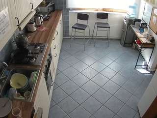 voyeurcam julmodels kitchen 2