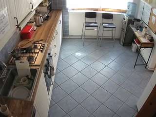 voyeurcam julmodels kitchen 2