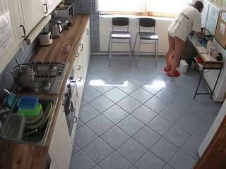 voyeurcam julmodels kitchen 2