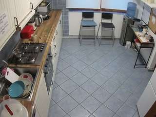 voyeurcam julmodels kitchen 2 live cam preview