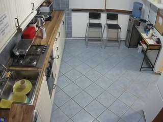 voyeurcam julmodels kitchen 2 live cam preview