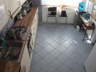 voyeurcam julmodels kitchen 2