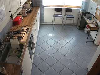 voyeurcam julmodels kitchen 2
