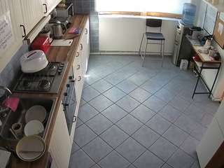 voyeurcam julmodels kitchen 2