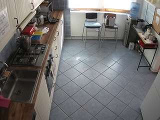 voyeurcam julmodels kitchen 2