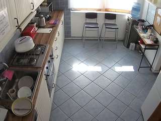 voyeurcam julmodels kitchen 2