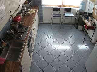 voyeurcam julmodels kitchen 2