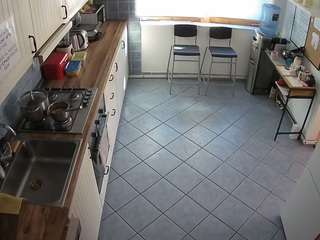 voyeurcam julmodels kitchen 2