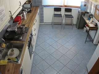 voyeurcam julmodels kitchen 2