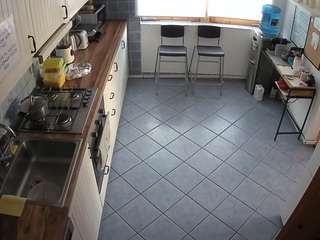 voyeurcam julmodels kitchen 2