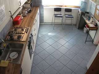 voyeurcam julmodels kitchen 2
