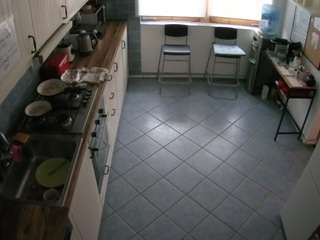 voyeurcam julmodels kitchen 2