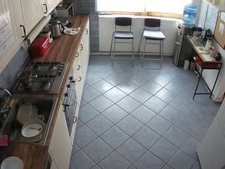 voyeurcam julmodels kitchen 2