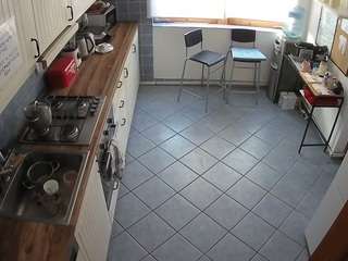 voyeurcam-julmodels-kitchen-2