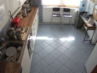 voyeurcam julmodels kitchen 2
