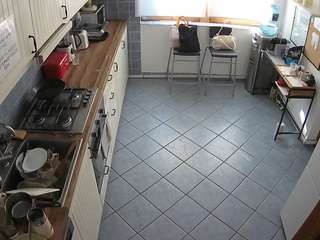 voyeurcam julmodels kitchen 2 live cam preview