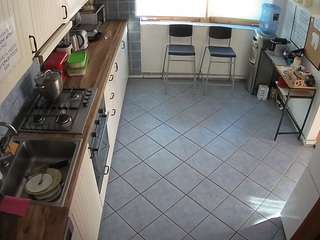 voyeurcam-julmodels-kitchen-2