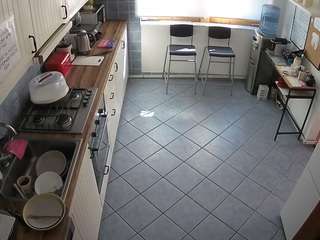 voyeurcam julmodels kitchen 2