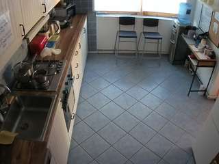 voyeurcam-julmodels-kitchen-2