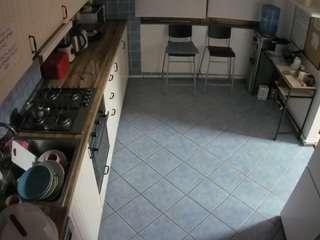 voyeurcam julmodels kitchen 2