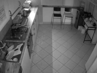 voyeurcam-julmodels-kitchen-2