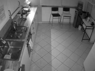 voyeurcam julmodels kitchen 2