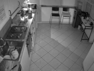 voyeurcam-julmodels-kitchen-2