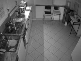 voyeurcam-julmodels-kitchen-2