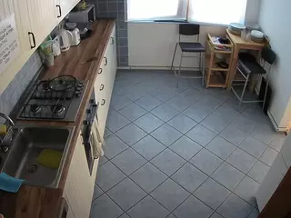 voyeurcam-julmodels-kitchen-2's Live Sex Cam Show