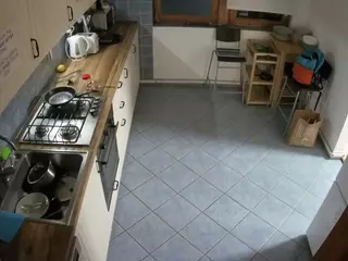 voyeurcam-julmodels-kitchen-2's Live Sex Cam Show